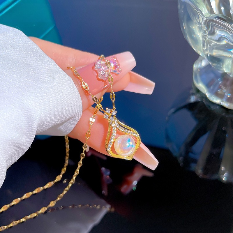 Collana da donna elegante con  - Pearl Trim Chain recensione e prezzo